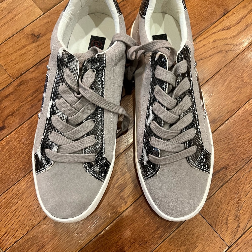 Blondo Gray Sneakers with Snakeskin Detail